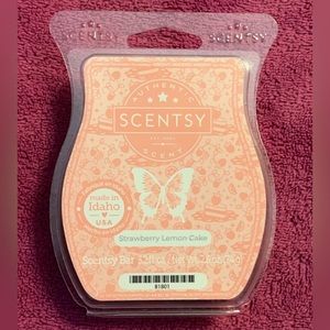 Scentsy Strawberry Lemon Cake Wax Bar